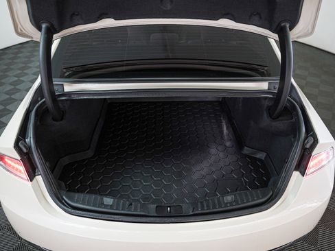 Used 2018 Lincoln MKZ Reserve image 8