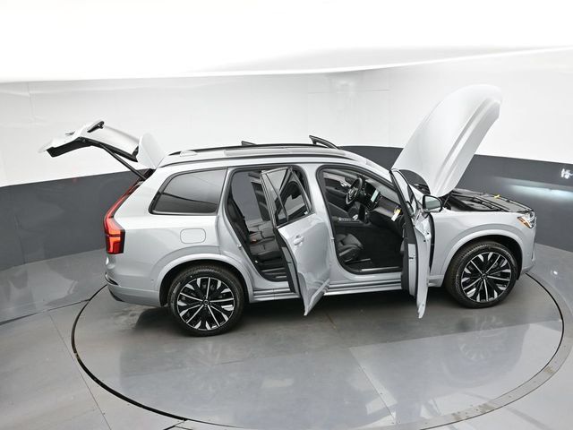 New 2026 Volvo XC90 T8 Ultra w/ Protection Package Premier AWD/4WD image 50
