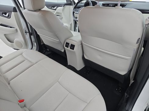 Certified 2022 Nissan Rogue Sport SL image 11