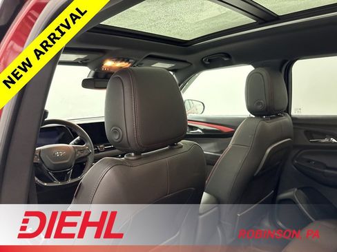 Used 2025 Chevrolet TrailBlazer RS w/ Convenience Package image 17