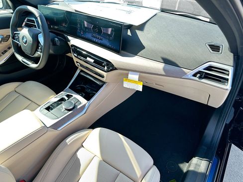 New 2025 BMW 330i Sedan w/ Convenience Package image 29