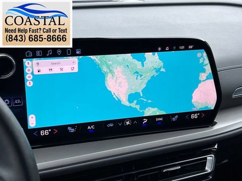 Used 2025 Chevrolet Traverse LT AWD/4WD image 42