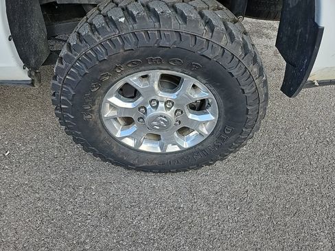 Used 2024 RAM 2500 Laramie image 13