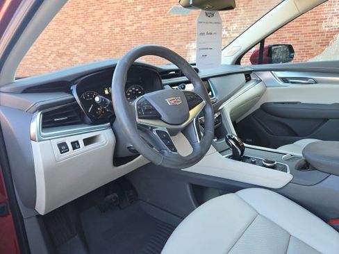 Certified 2023 Cadillac XT5 Premium Luxury w/ LPO, Floor Liner Package image 8