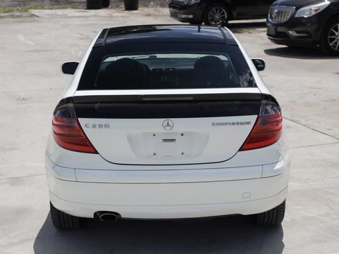 Used 2002 Mercedes-Benz C 230 Coupe image 7
