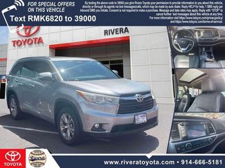Used 2015 Toyota Highlander XLE AWD/4WD video 1