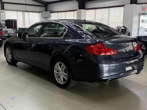 Used 2011 INFINITI G25 x w/ Moonroof Pkg AWD/4WD image 4