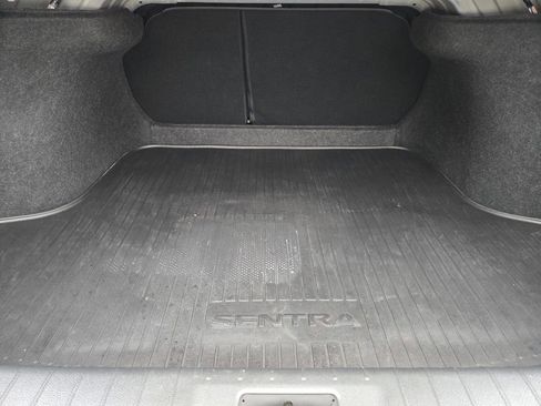 Used 2024 Nissan Sentra SR FWD image 37