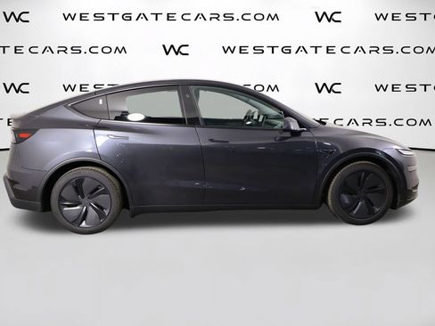Used 2026 Tesla Model Y Long Range AWD/4WD image 47