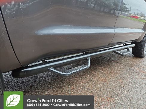 Used 2018 Toyota Tundra Platinum AWD/4WD image 9