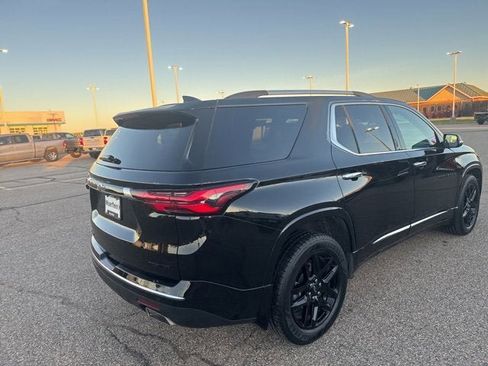 Certified 2023 Chevrolet Traverse Premier w/ LPO, Floor Liner Package image 3