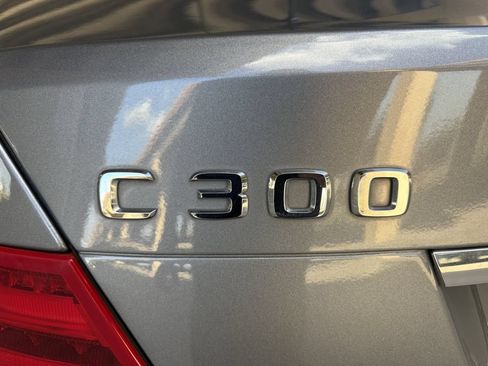 Used 2012 Mercedes-Benz C 300 4MATIC Sedan image 32