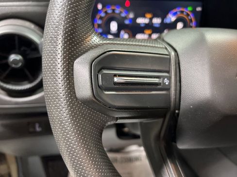 Used 2024 Chevrolet Colorado W/T image 21