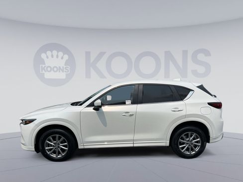 Used 2024 MAZDA CX-5 AWD 2.5 S w/ Preferred Package image 2