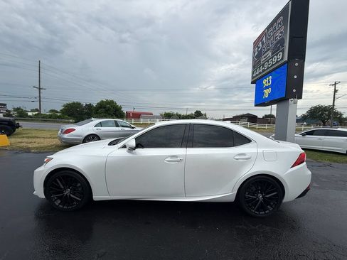 Used 2016 Lexus IS 300 AWD w/ Navigation System Package image 7