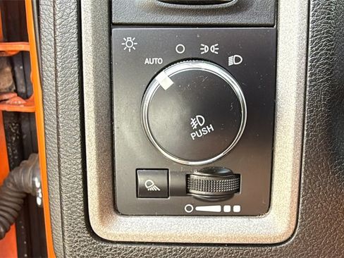 Used 2019 RAM 1500 Express w/ Express Value Package image 18