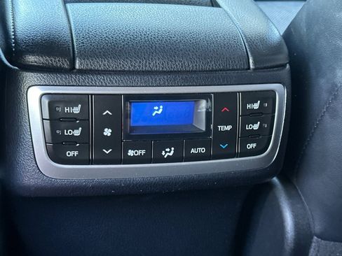 Used 2016 Toyota Highlander Limited Platinum image 16