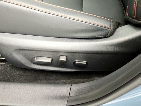 Used 2025 Nissan Sentra SR w/ SR Premium Package FWD image 12