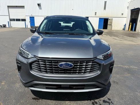 Used 2023 Ford Escape AWD image 8