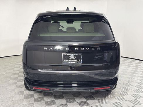 New 2026 Land Rover Range Rover SE image 4