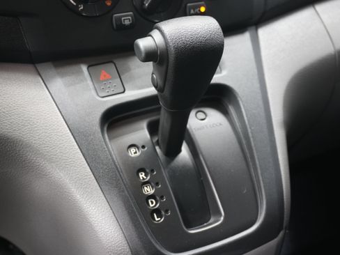Used 2017 Chevrolet City Express LT w/ Technology Package FWD image 19