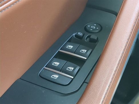 Certified 2023 BMW X6 xDrive40i w/ M Sport Package image 26