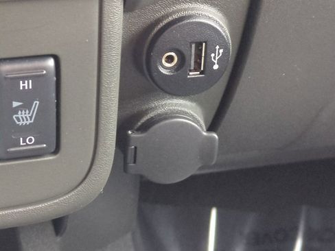 Certified 2021 Nissan Frontier PRO-4X w/ Pro-4x Utility Package image 25