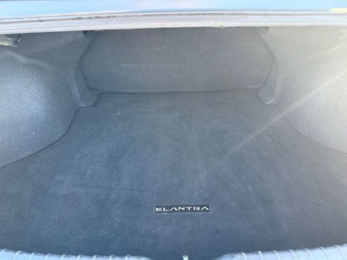 Used 2023 Hyundai Elantra SEL w/ Convenience Package image 12