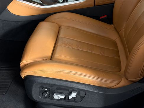 Used 2022 BMW X5 xDrive40i w/ M Sport Package image 13