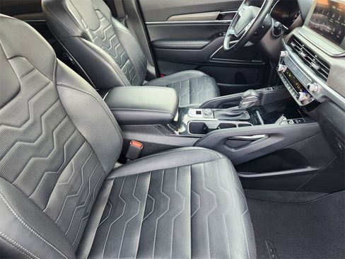 Used 2022 Kia Telluride SX w/ SX Prestige Package image 13