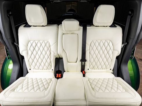 Used 2025 Ford Bronco Outer Banks image 35