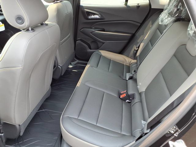 New 2026 Chevrolet Trax ACTIV w/ Sunroof Package FWD image 10