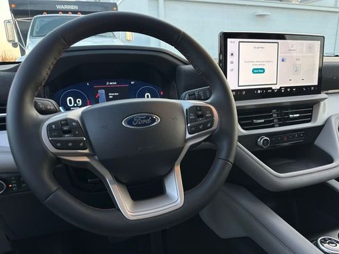 New 2026 Ford Explorer Active w/ Active Comfort Package image 35