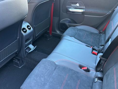 New 2025 Mercedes-Benz GLB 35 AMG 4MATIC image 21