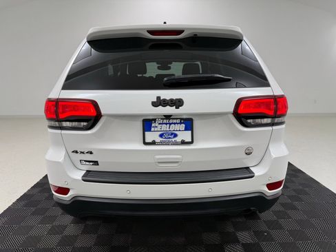 Used 2021 Jeep Grand Cherokee Freedom Edition AWD/4WD image 6