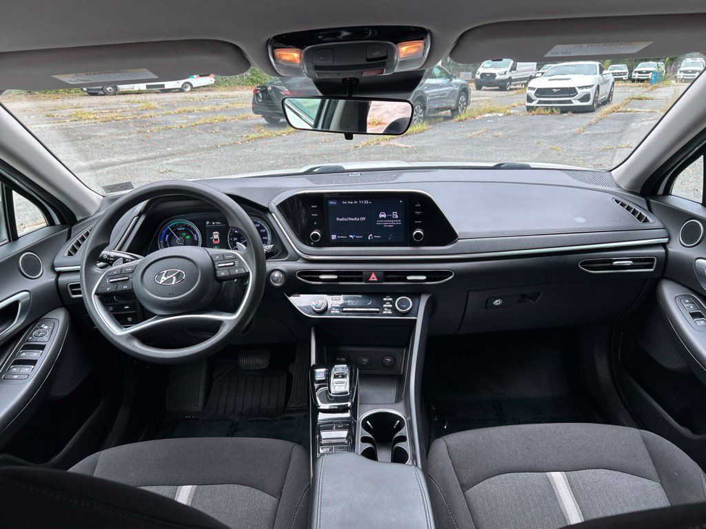 Used 2022 Hyundai Sonata Blue FWD image 28