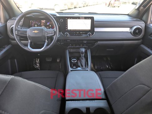 Used 2024 Chevrolet Colorado LT image 27