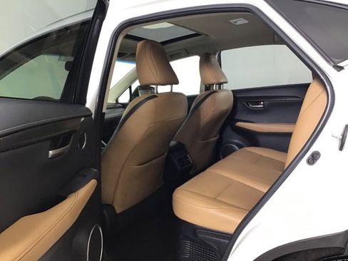 Used 2015 Lexus NX 200t 200t image 19