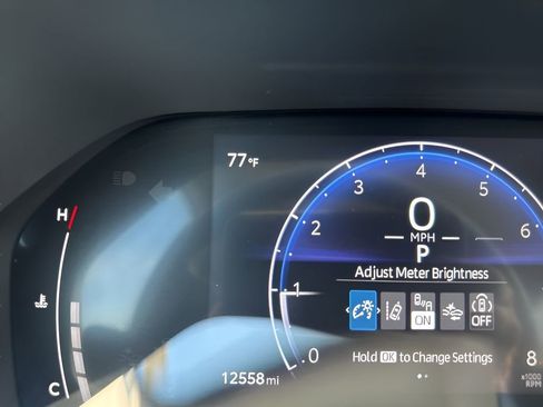 Used 2025 Toyota Grand Highlander AWD image 25