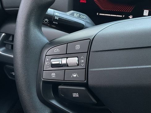 Used 2025 Kia K4 LXS image 22