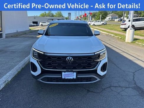 Certified 2024 Volkswagen Atlas Cross Sport SE AWD/4WD image 3