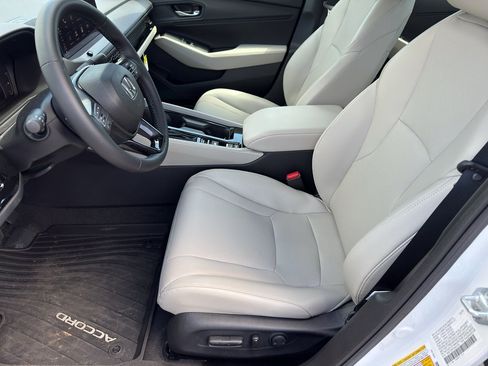 New 2025 Honda Accord EX-L image 10