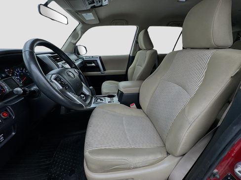 Used 2017 Toyota 4Runner SR5 AWD/4WD image 13