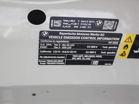 New 2026 BMW 330i Sedan w/ M Sport Package image 27