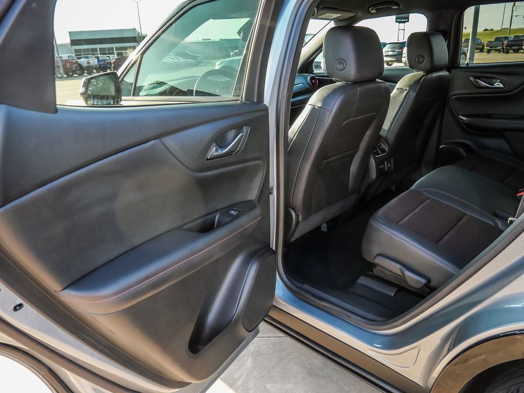 Used 2025 Chevrolet Blazer RS FWD image 27
