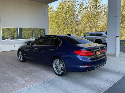 Used 2017 BMW 540i xDrive image 20