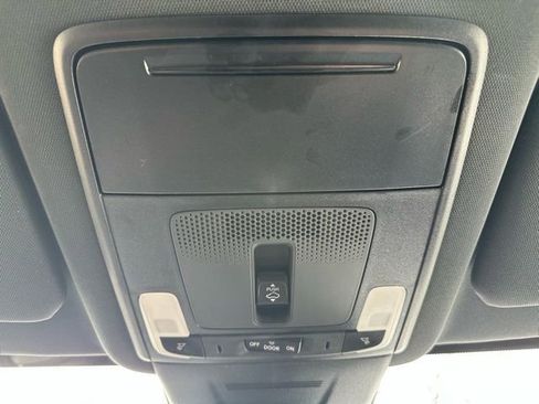 Used 2025 Honda CR-V Sport Touring image 23