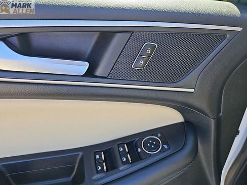 Used 2023 Ford Edge SEL w/ Cargo Accessory Package image 22