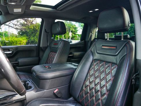Used 2021 GMC Sierra 1500 SLT w/ SLT Premium Plus Package image 26