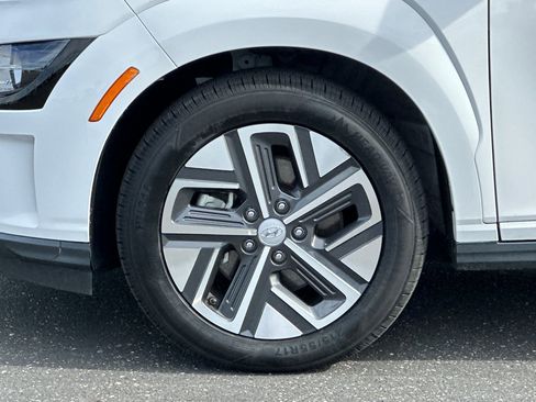 Used 2023 Hyundai Kona SE w/ Cargo Package FWD image 25